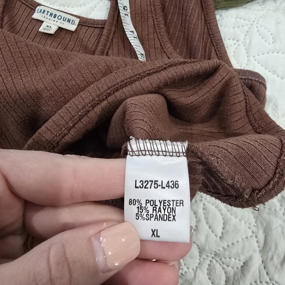 Rust Ribbed Cropped Tank - Picture 5 of 5